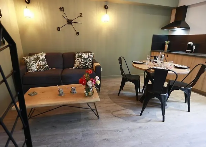 Maison Le Lodge- Centre La Fontaine Proche Zoo * Дуэ-ла-Фонтен