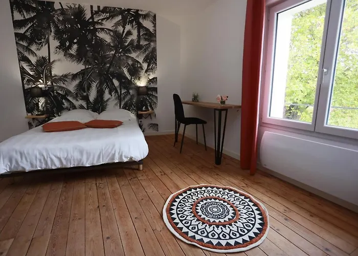 Дом отдыха Maison Le Lodge- Centre La Fontaine Proche Zoo Дуэ-ла-Фонтен