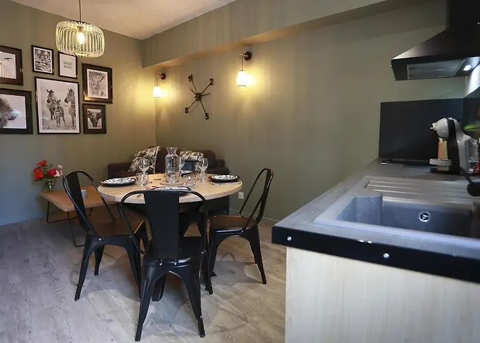 Maison Le Lodge- Centre La Fontaine Proche Zoo * Дуэ-ла-Фонтен