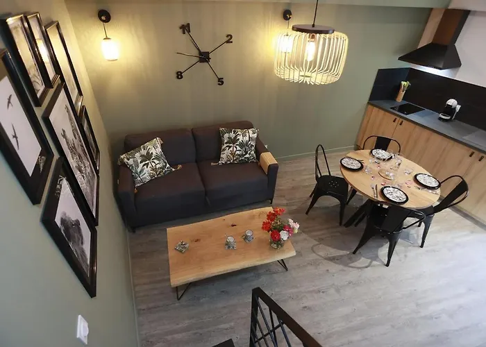 Maison Le Lodge- Centre La Fontaine Proche Zoo Дуэ-ла-Фонтен